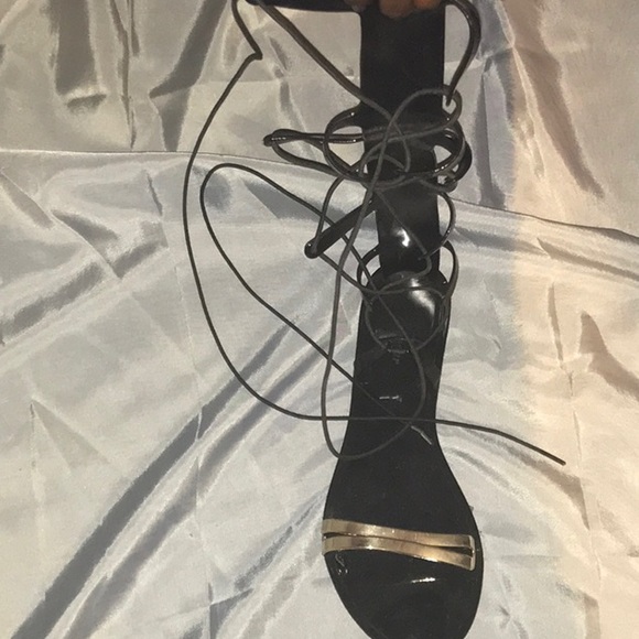 Calf tie ups - Picture 3 of 3